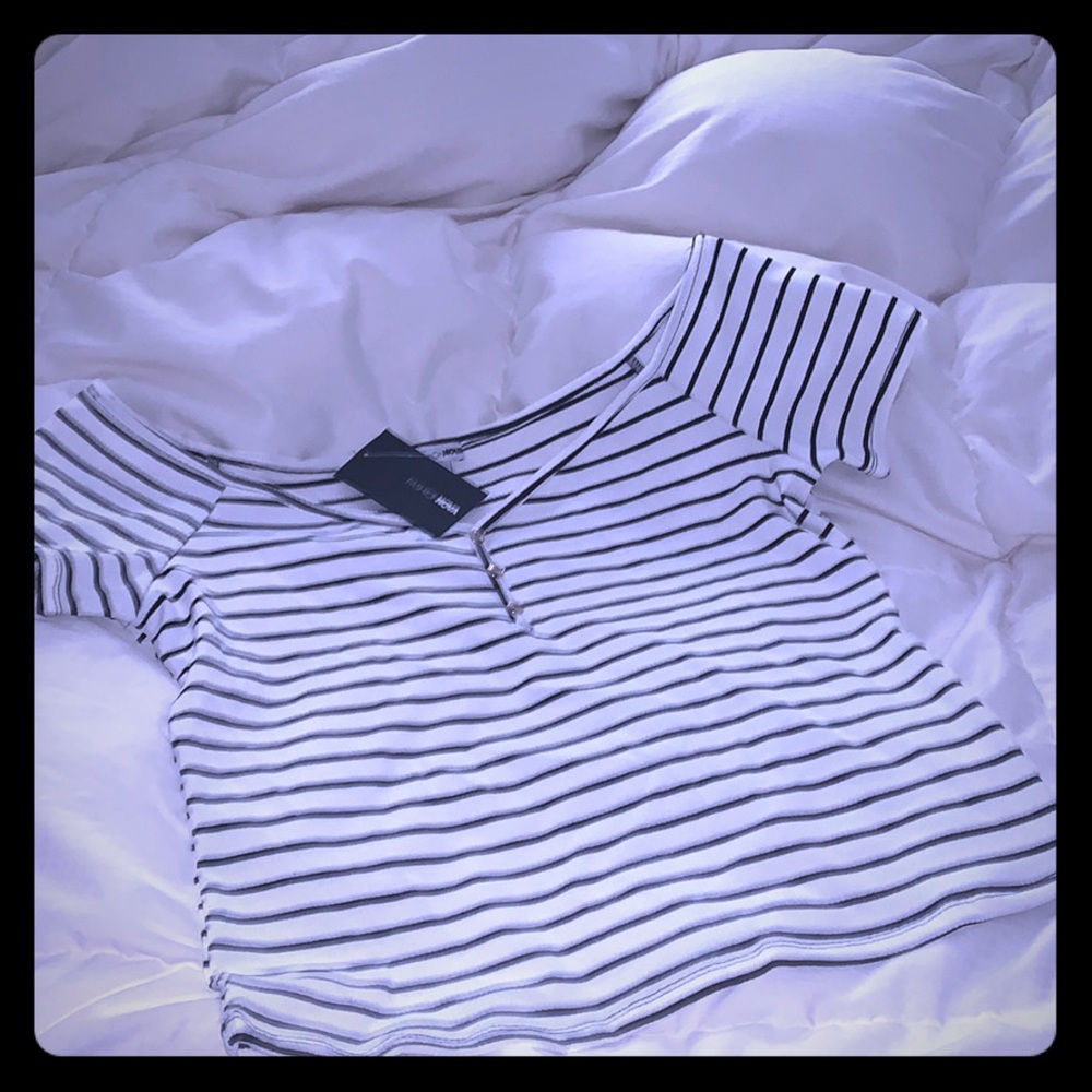Black and white stipe crop top